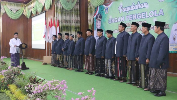 Organ Pengelola Masjid Agung Gresik 2023 – 2027 Dikukuhkan, Bupati Gus Yani Titipkan Dua Pesan
